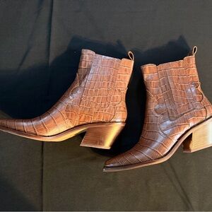 Dolce Vita Croc-Embossed Western Boots – Size 8.5